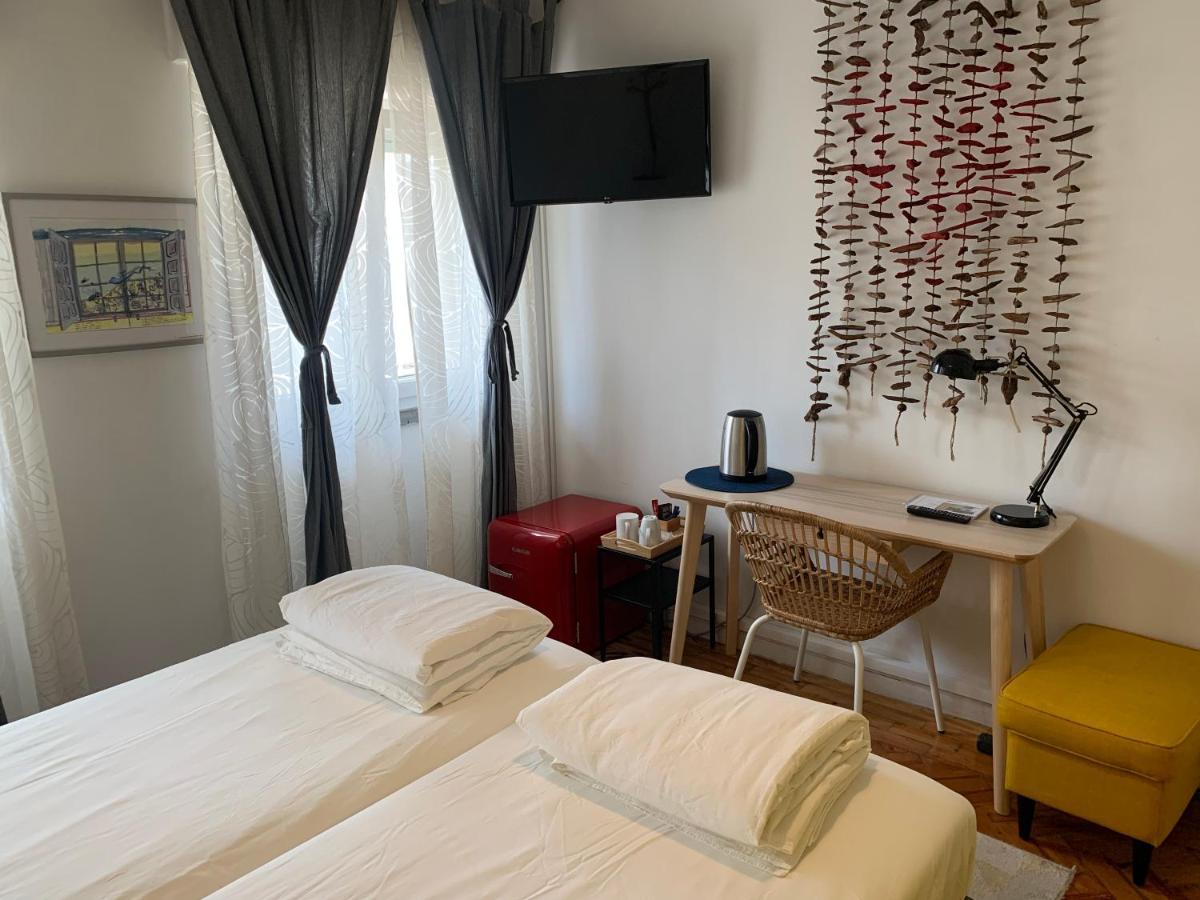 Beautiful Private Room Next To Lisbon - New Paço de Arcos Dış mekan fotoğraf